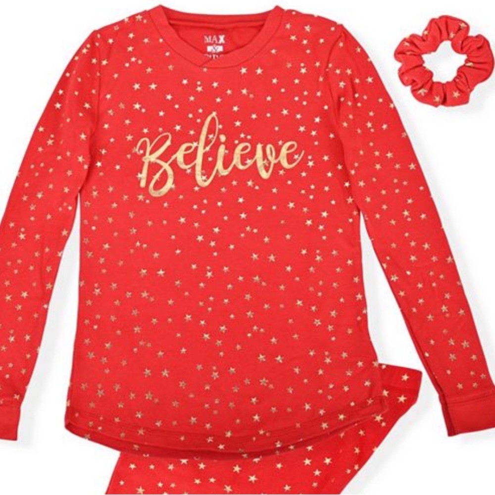 MAX & OLIVIA
Big girl's Believe Pajama Top with Scrunchie